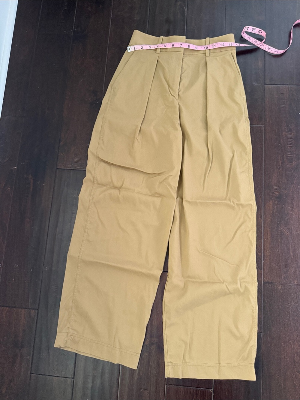 lululemon pleat front high rise Trousers in filbert tan size 0 - Picture 6 of 9